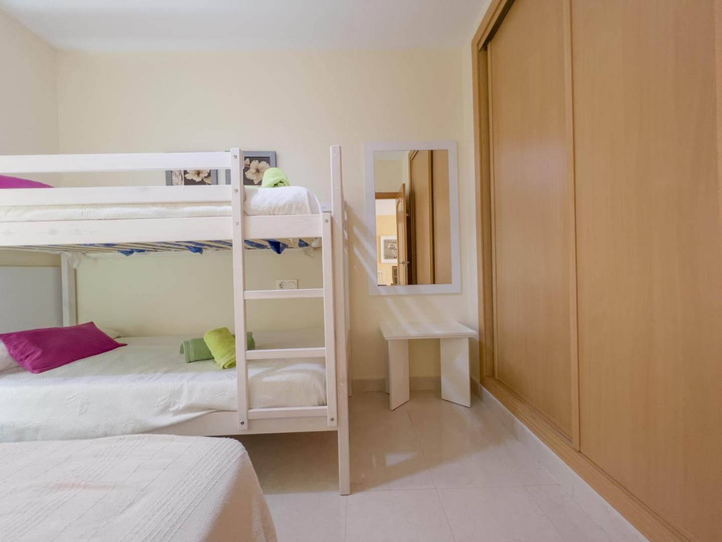 Apartamento Cala Bajo 内尔哈 外观 照片