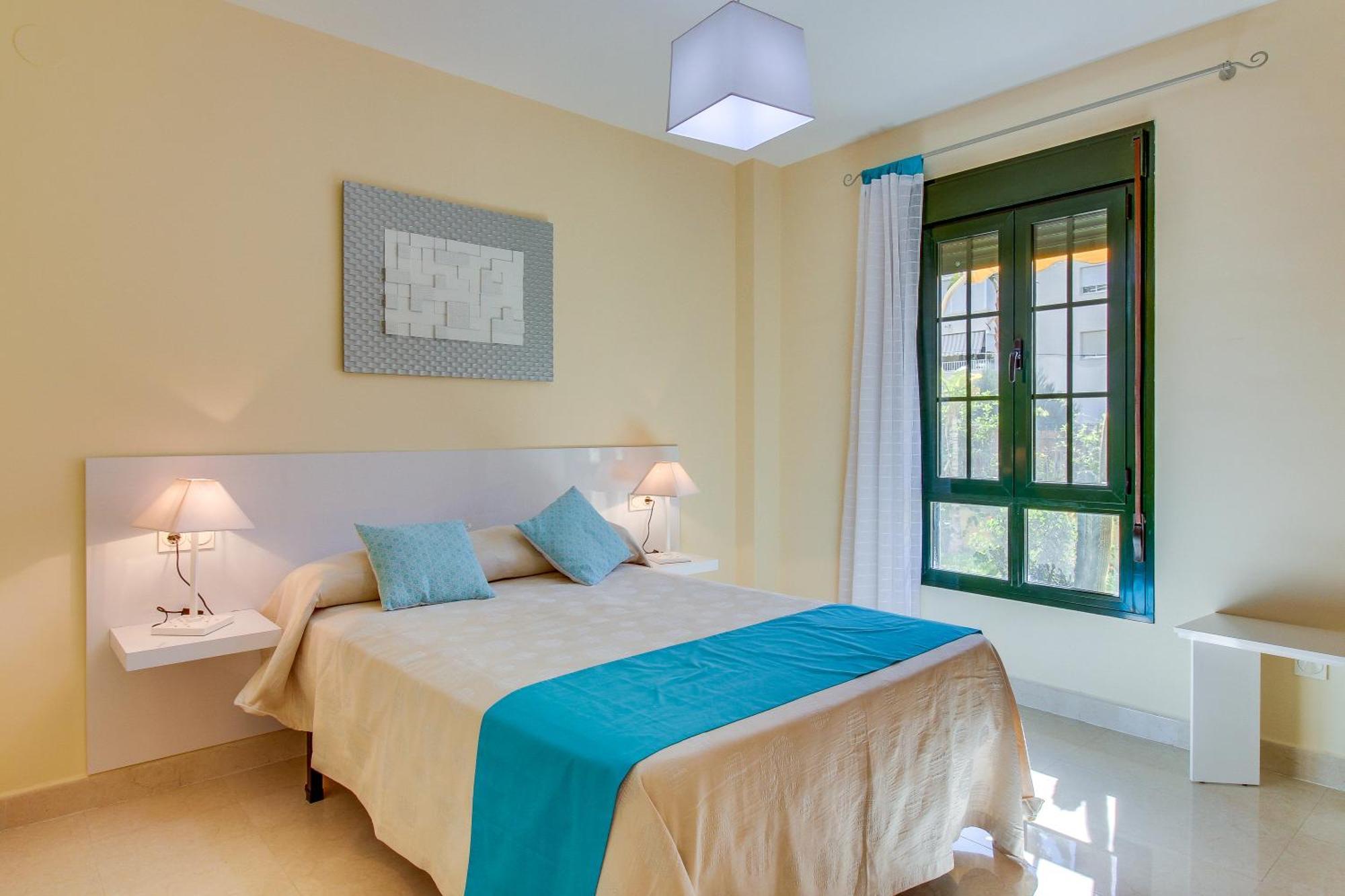 Apartamento Cala Bajo 内尔哈 外观 照片