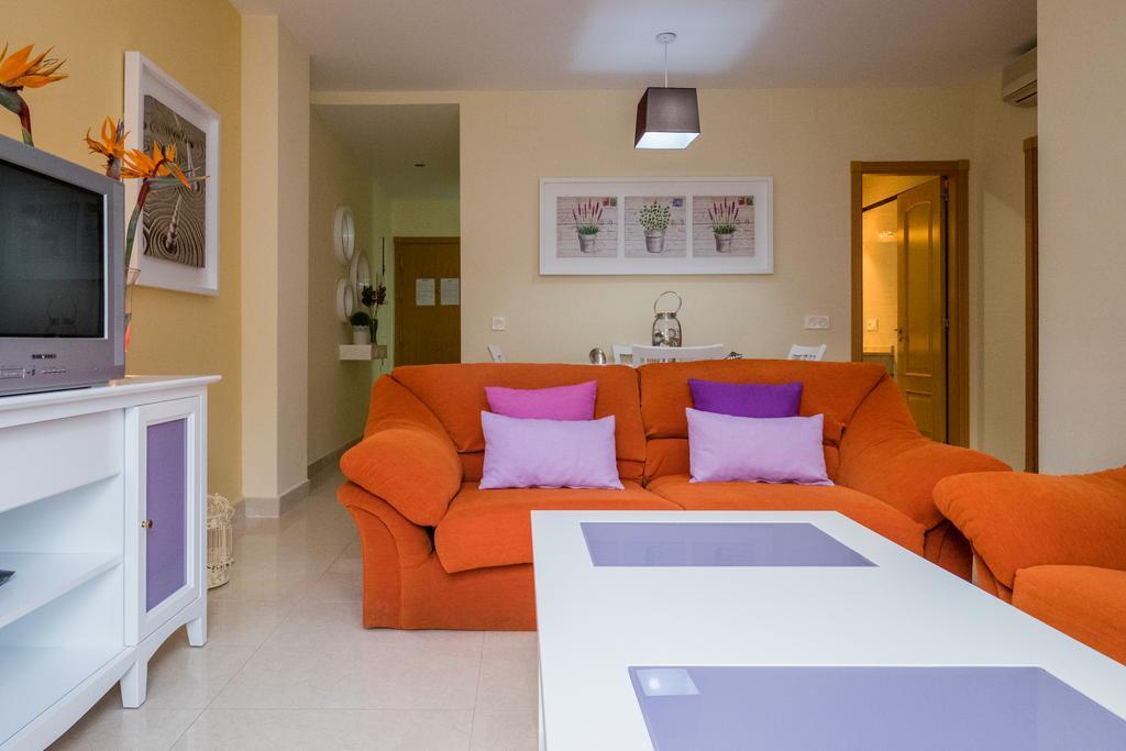Apartamento Cala Bajo 内尔哈 外观 照片