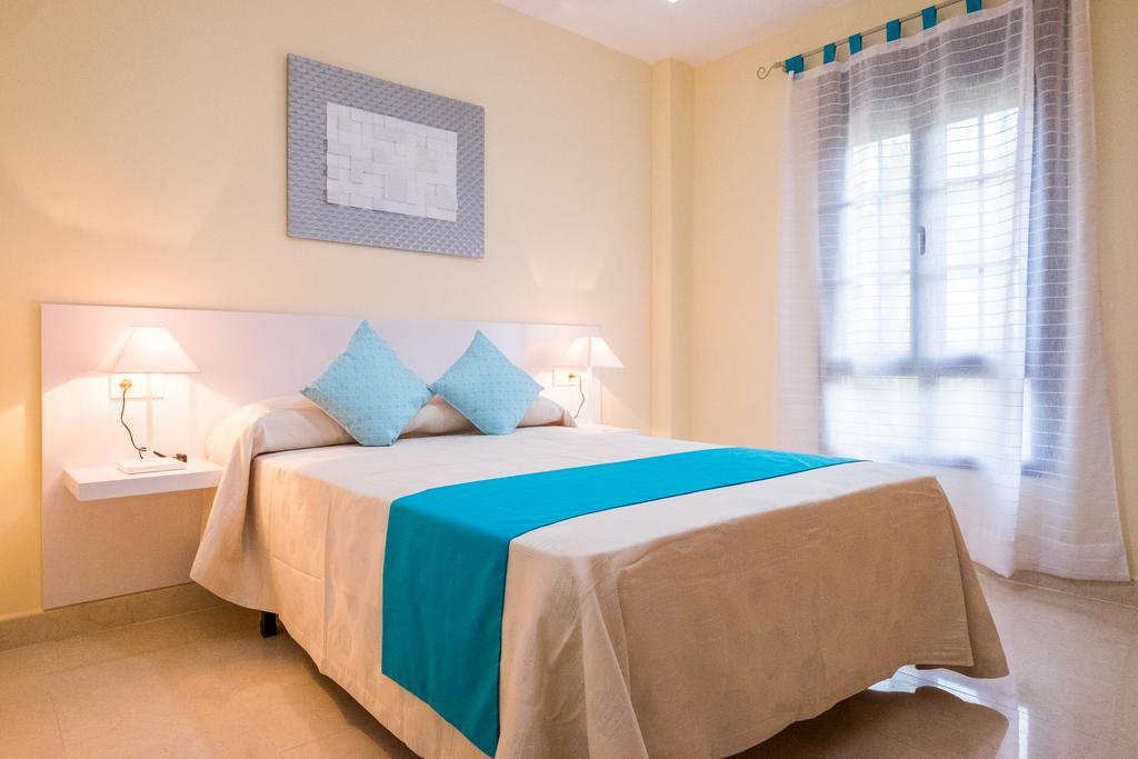 Apartamento Cala Bajo 内尔哈 外观 照片