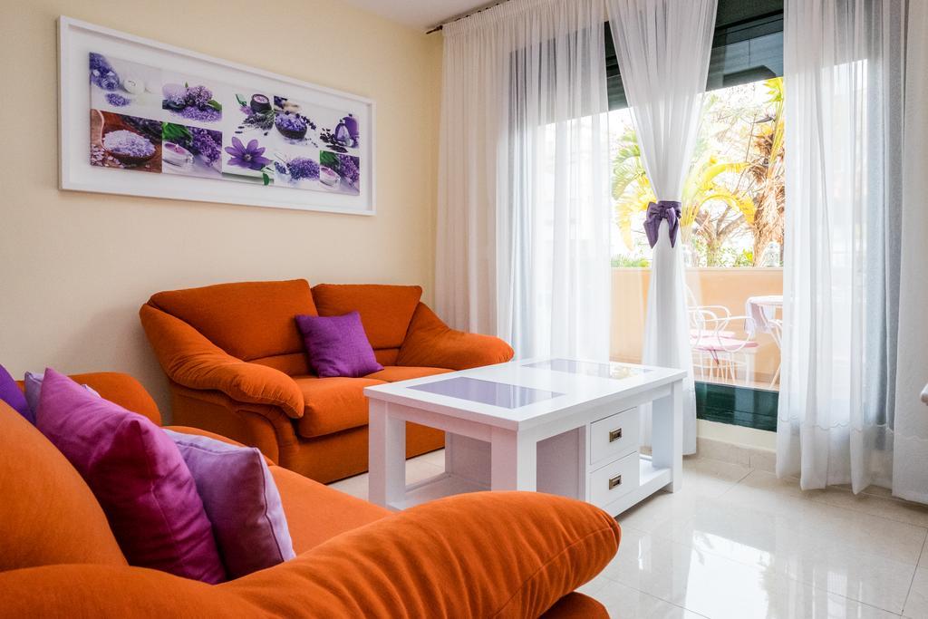 Apartamento Cala Bajo 内尔哈 外观 照片
