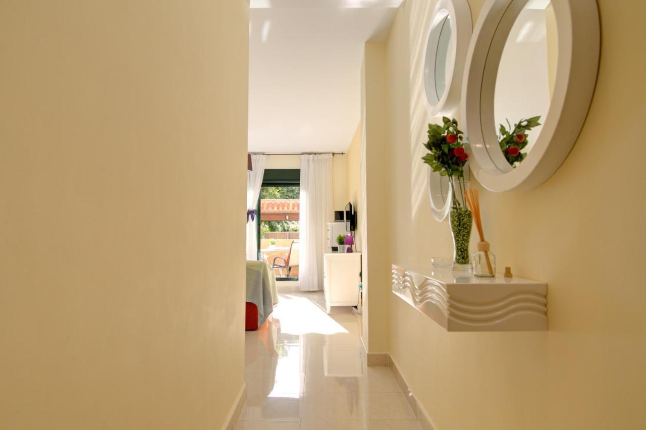 Apartamento Cala Bajo 内尔哈 外观 照片