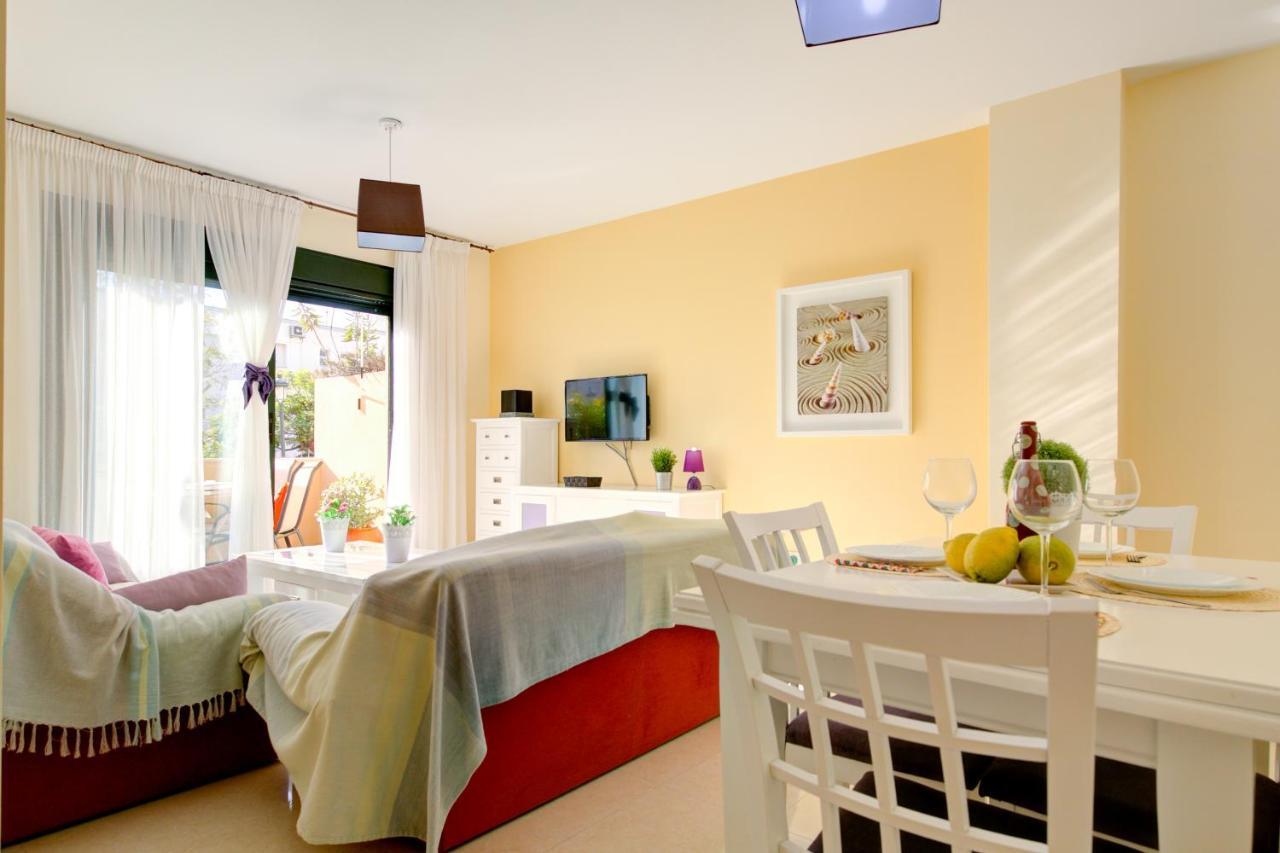 Apartamento Cala Bajo 内尔哈 外观 照片