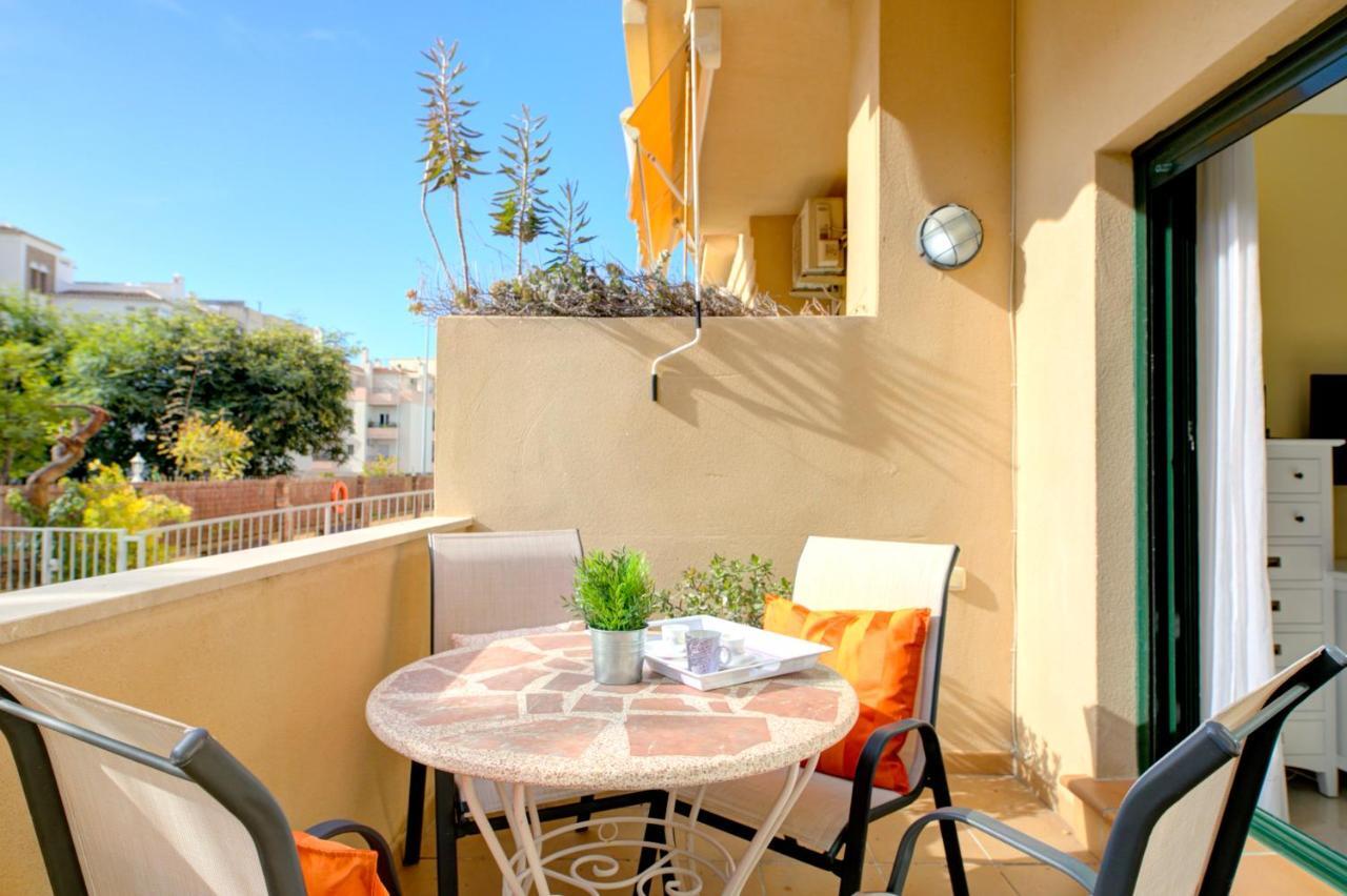 Apartamento Cala Bajo 内尔哈 外观 照片