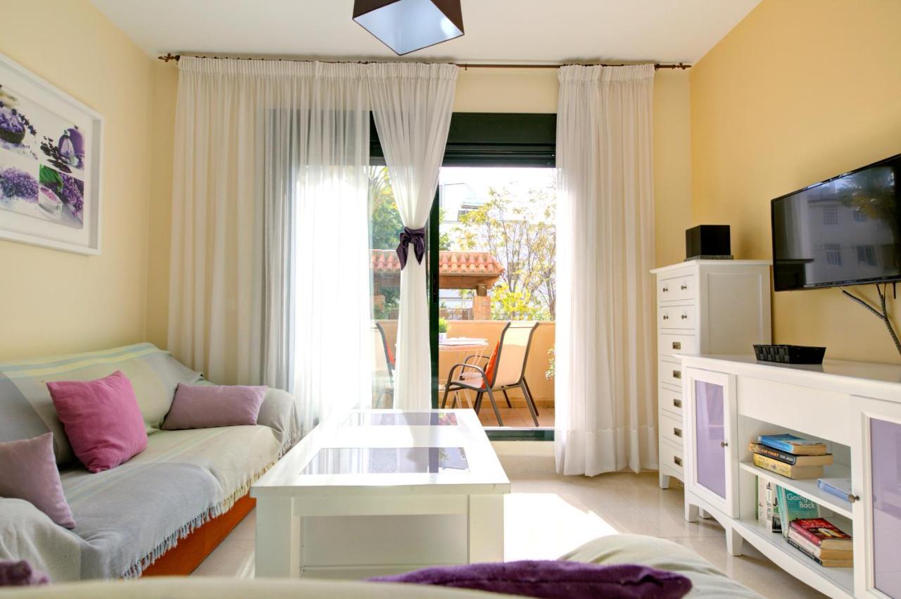 Apartamento Cala Bajo 内尔哈 外观 照片