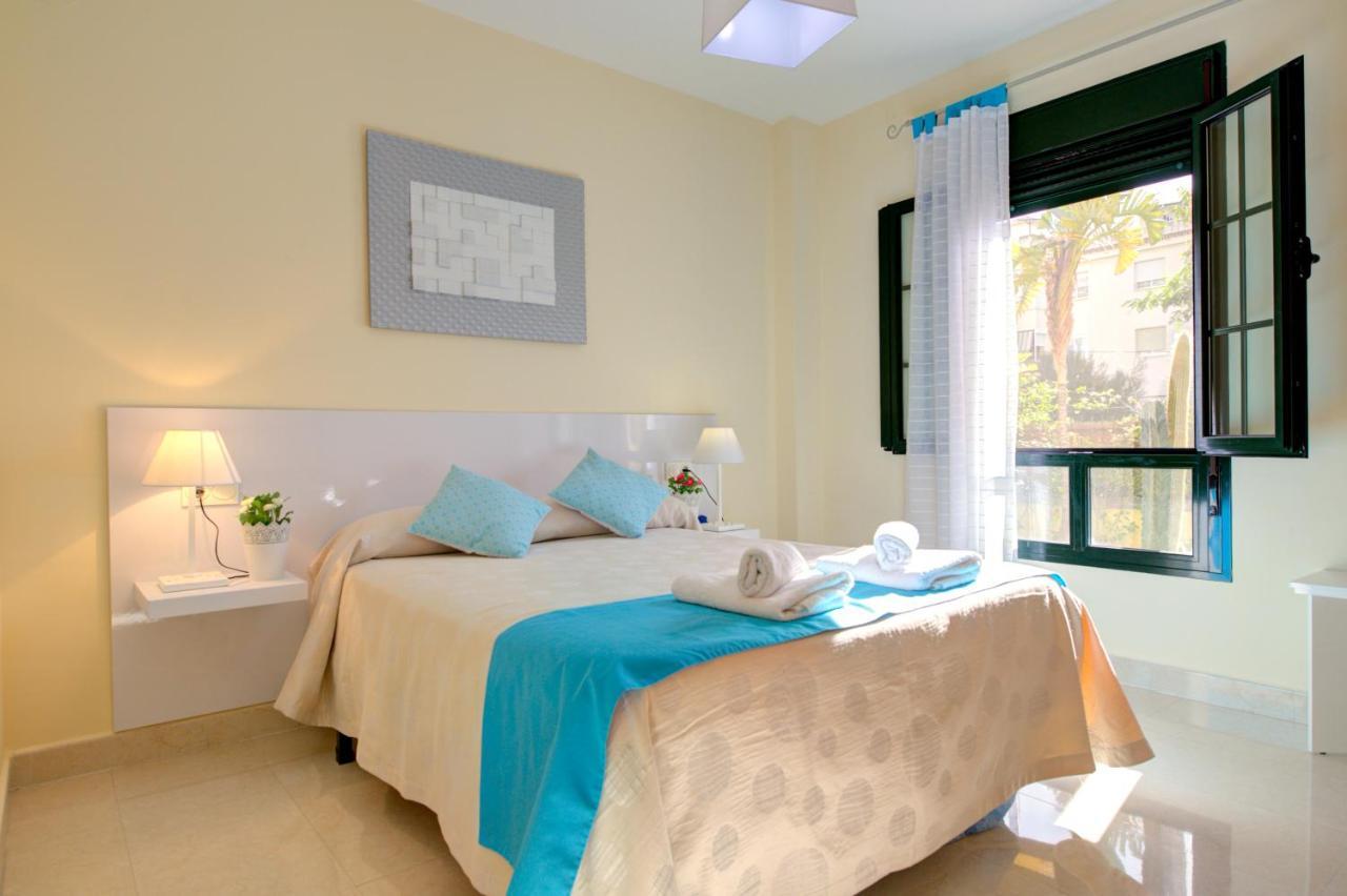 Apartamento Cala Bajo 内尔哈 外观 照片